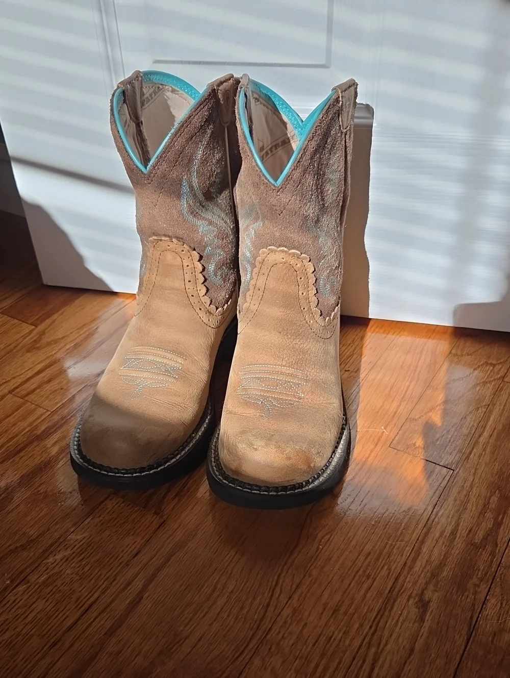 Ariat boots size